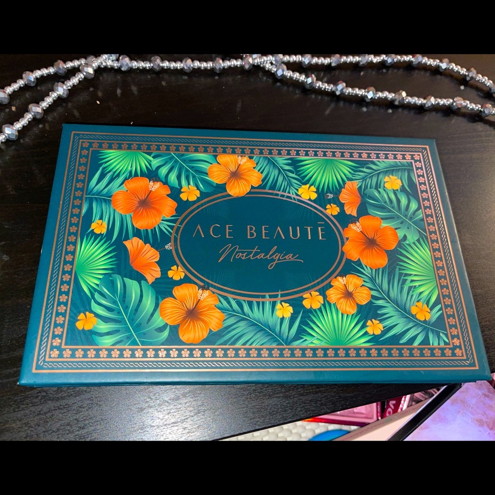 Ace BeautE Nostalgia BRAND NEW